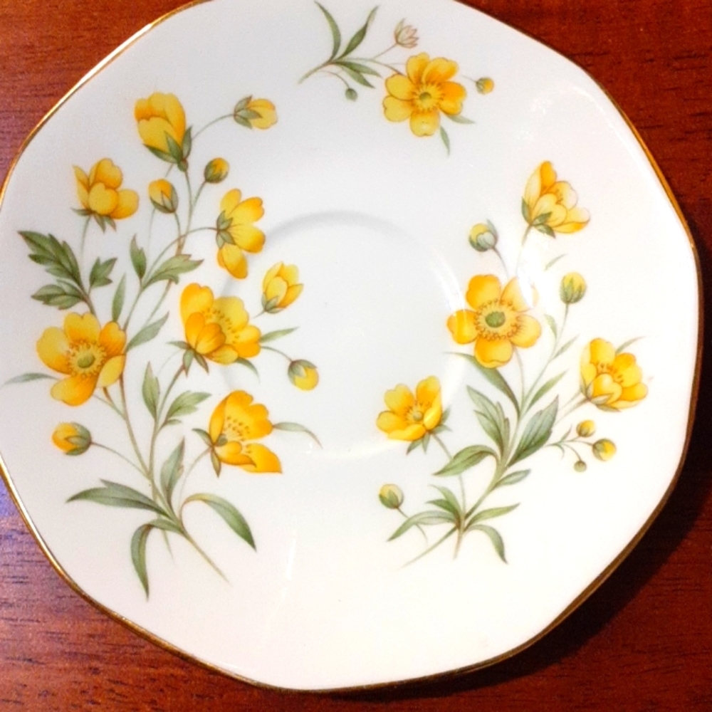 Bone china flower teacup saucer